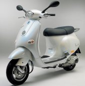 2005 Vespa ET4 125 photo